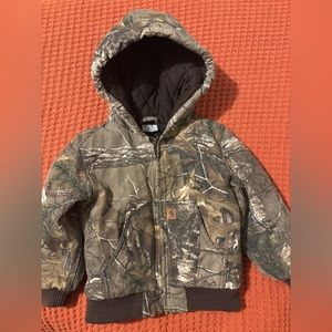 Boys toddler carhartt camo jacket. Size 3T. Good condition.